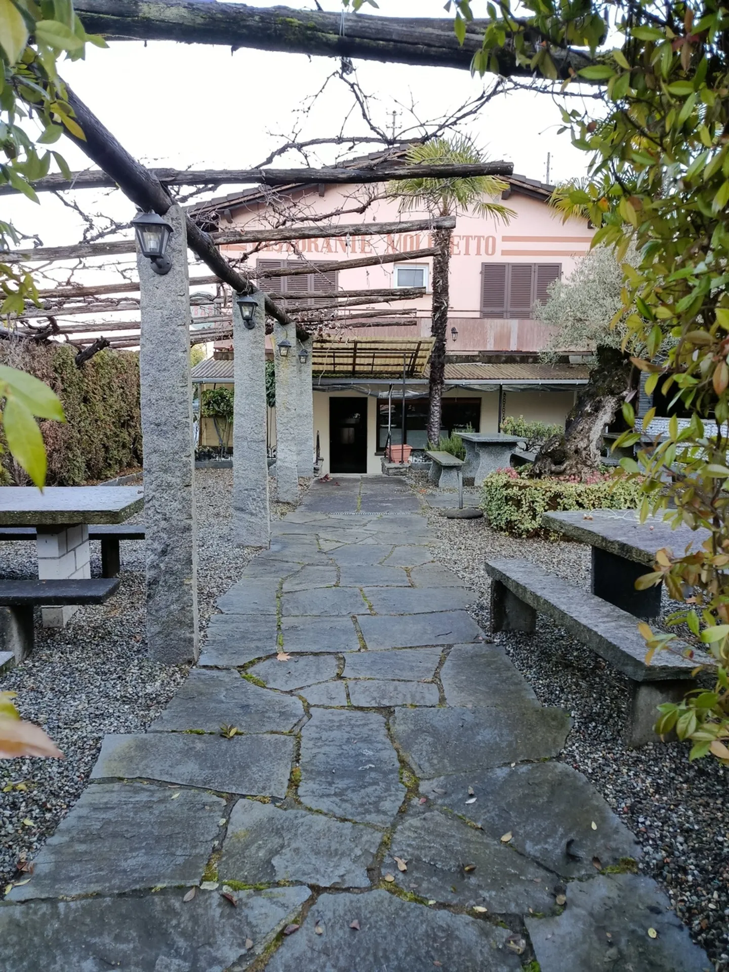 SAN NAZZARO - Immobilie zu verkaufen mit Restaurant und 2 Wohnungen - Foto 3 von 28