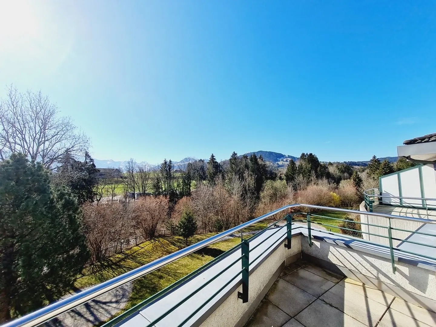 5,5-Zimmer-Dachgeschoss - 126m2 - Terrasse - Foto 10 von 10