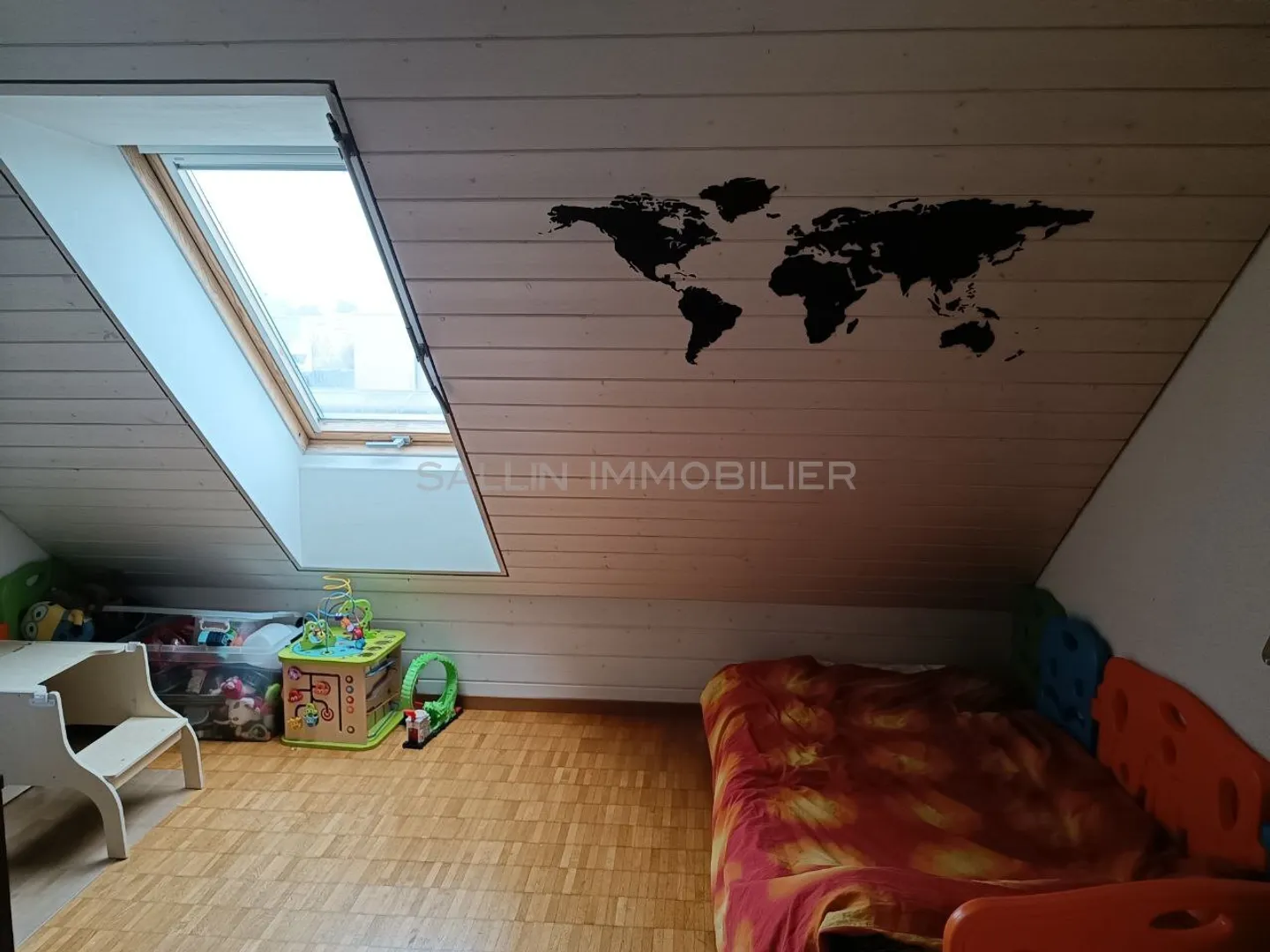 HELLER 3½ ZIMMER WOHNUNG - Foto 4 von 7