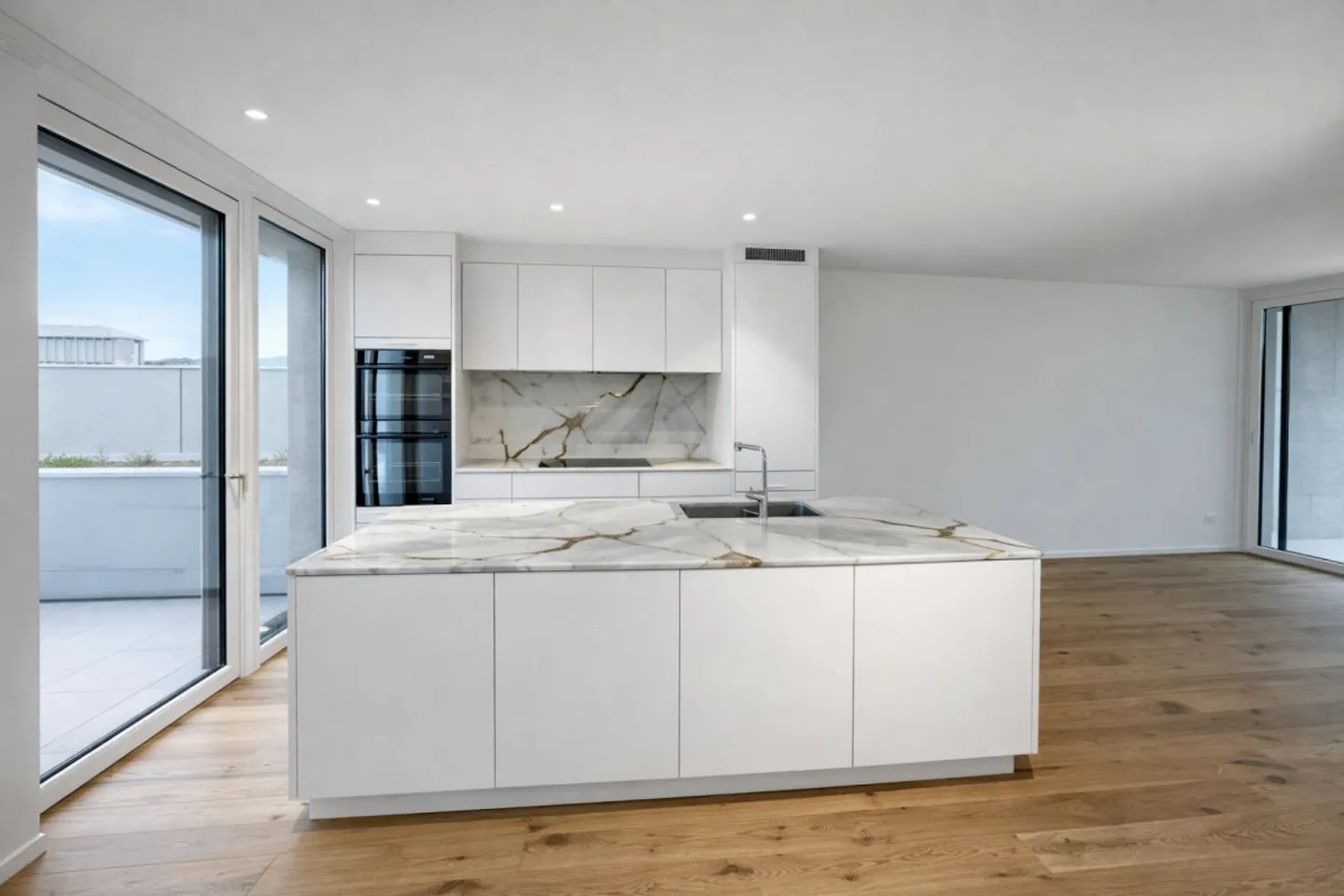 Appartamento in affitto - Foto 2 di 9