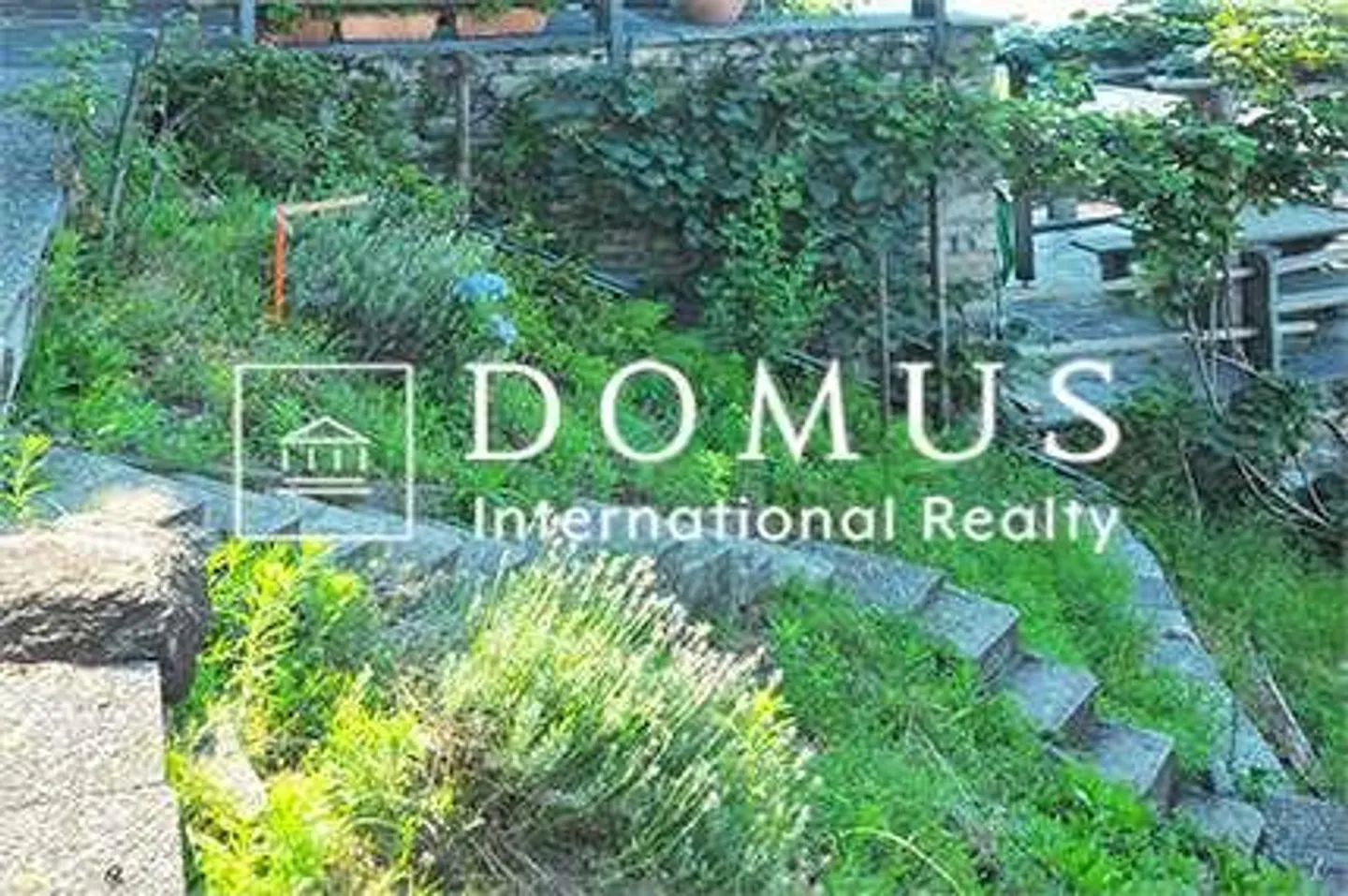 For Sale Land in the Municipality of Gordola. - Photo 3 of 11