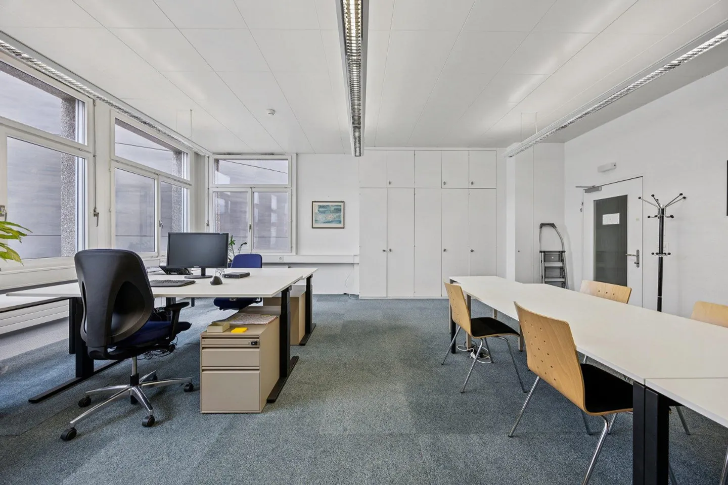 Bright and versatile office space - Photo 4 of 8