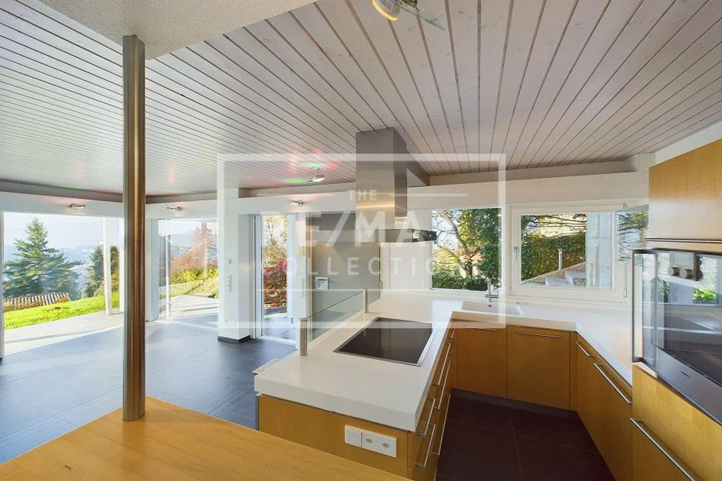 Elegantes Huf-Haus mit wunderbarem Blick - In ruhiger Wohngegend - Foto 12 von 13