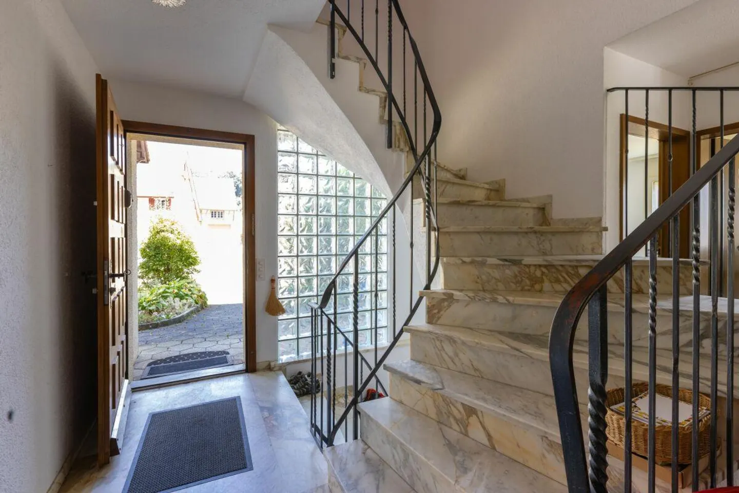 Charmantes Einfamilienhaus in Zürich - Foto 24 von 30