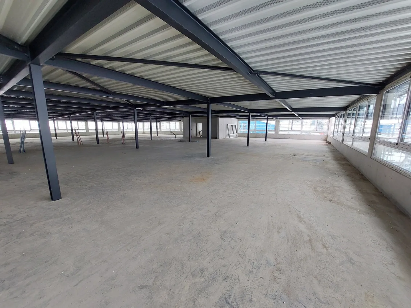 Immeuble mixte à louer - Photo 4 sur 8