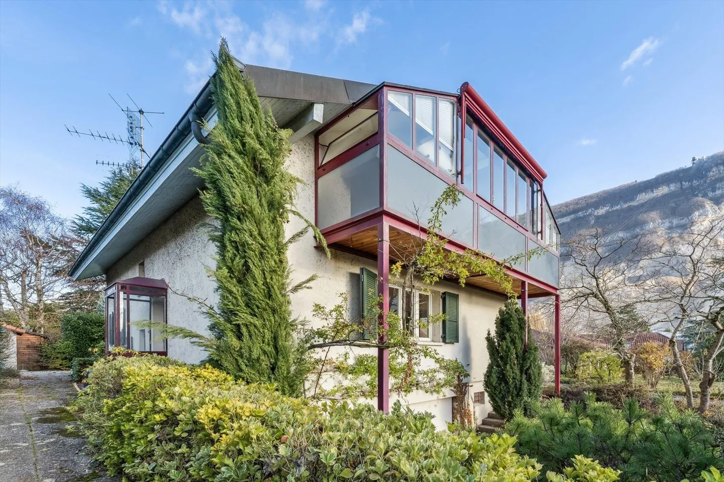 Maison individuelle au coeur du village de Veyrier - Photo 1 sur 11