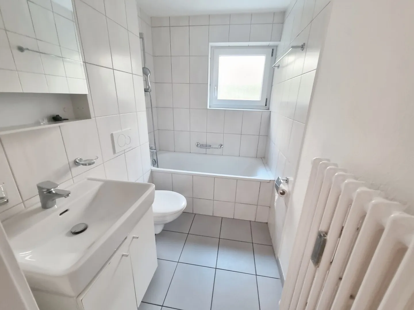 Stilvolles Apartment mit Balkon - Foto 2 von 6