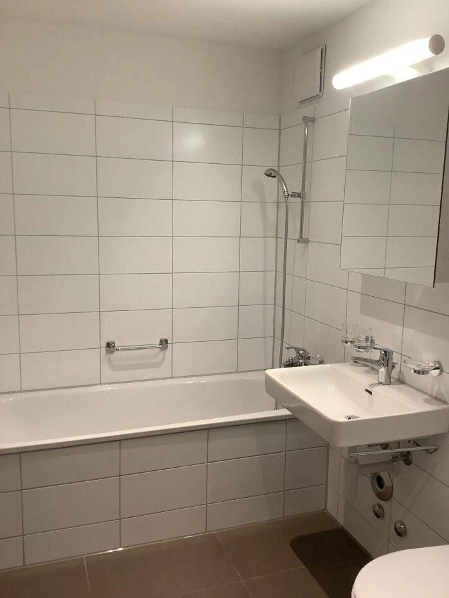 appartement lumineux 1.5 pièces dans un emplacement central - Photo 5 sur 11