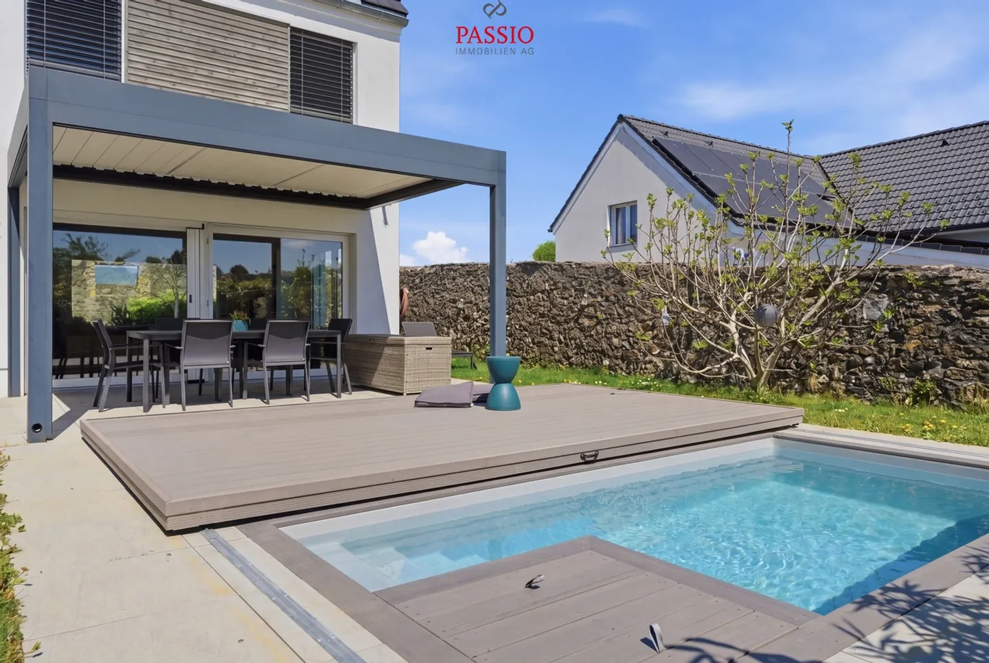 Maison de ville charmante avec piscine - Photo 27 sur 35