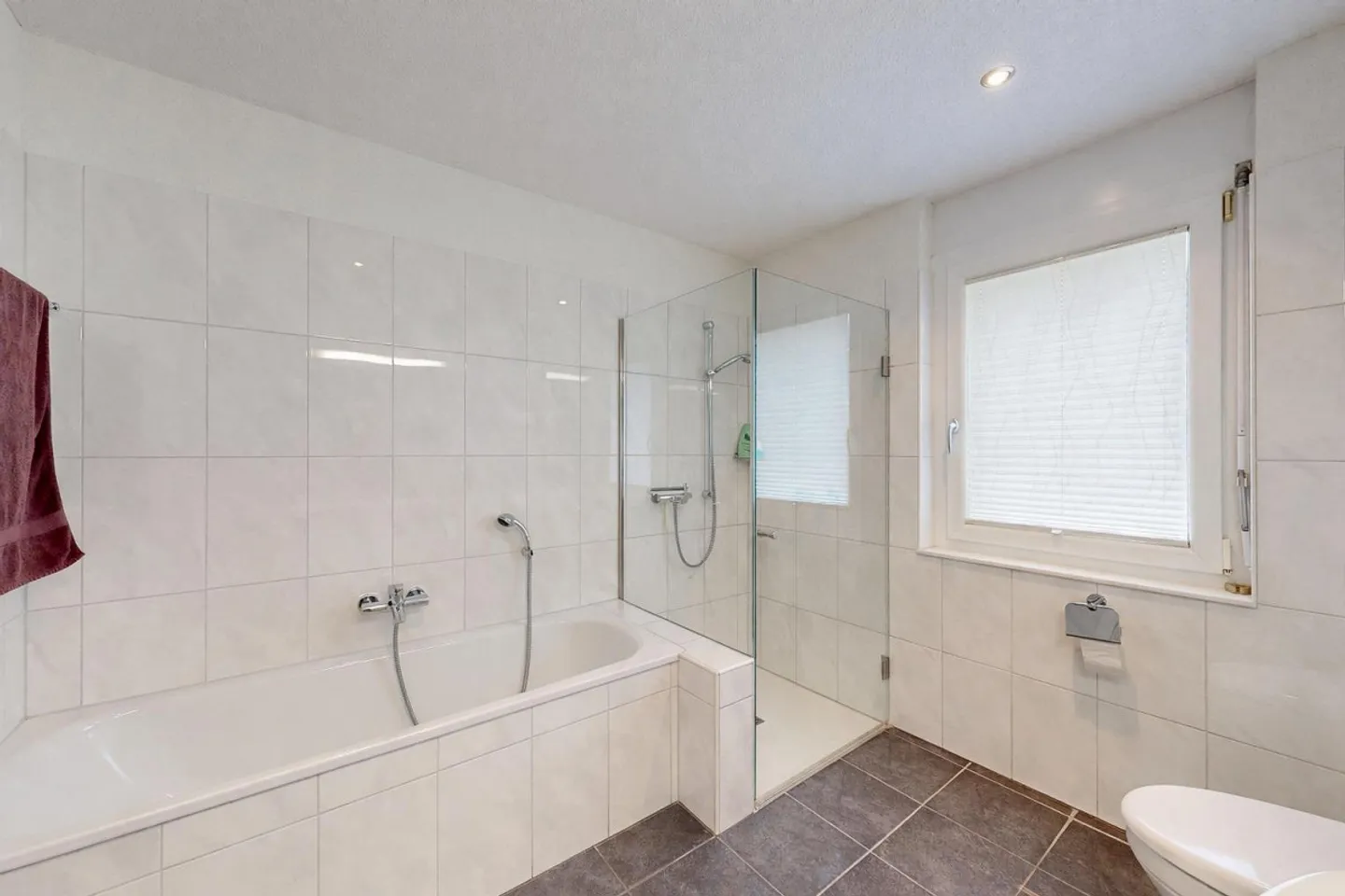 Komfortable Wohnung in zentraler Lage - Foto 11 von 13