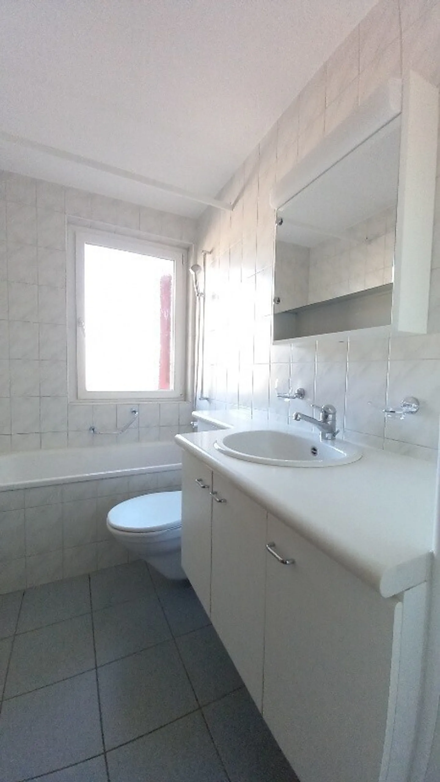 Appartement charmant dans le vert ! - Photo 5 sur 6