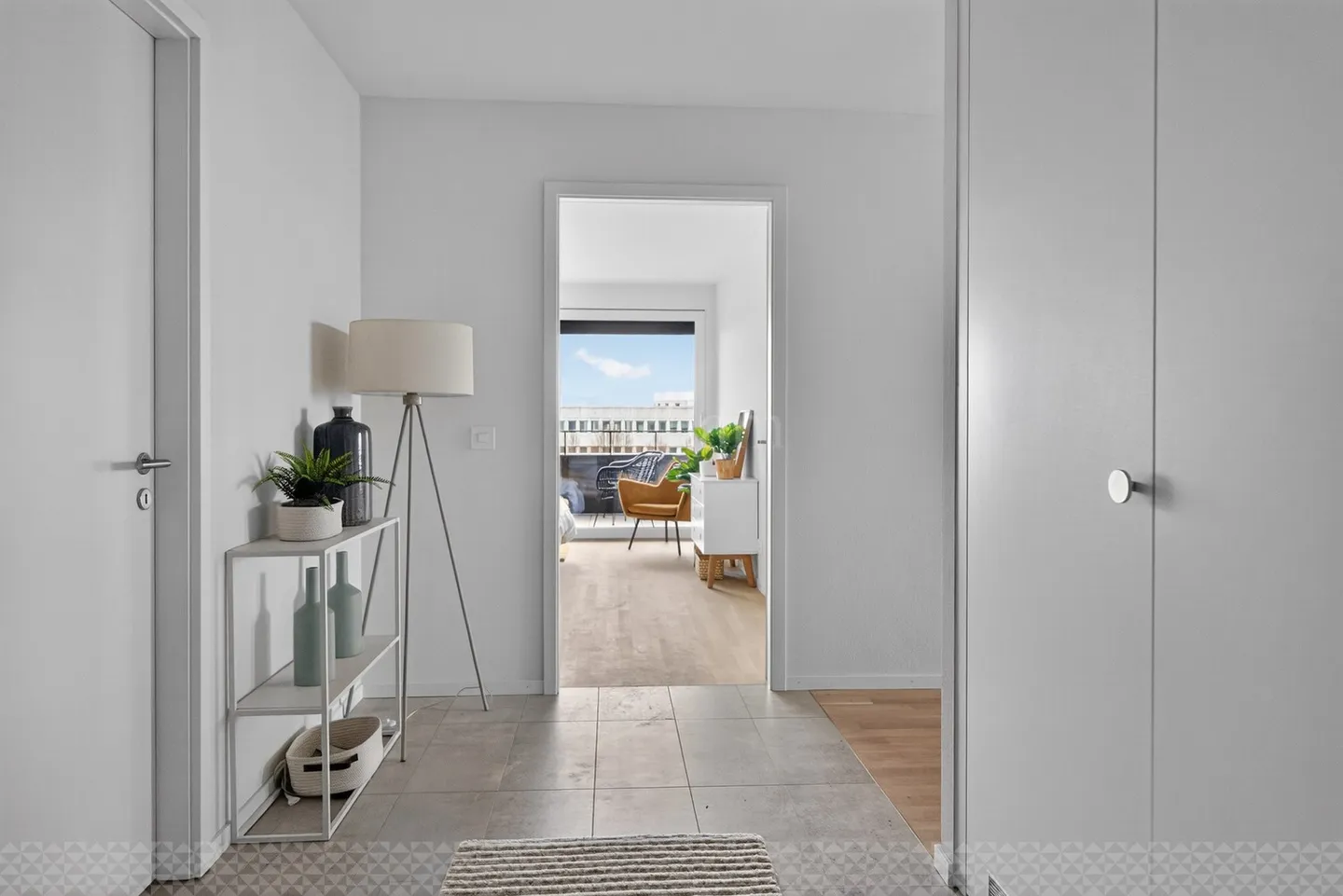 New 2.5 room apartment with balcony - C403 - Photo 4 of 10