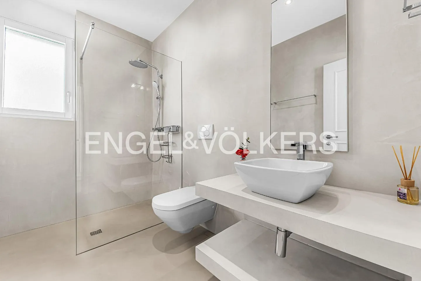 Penthouse with panoramic terrace near the lake (113) - Photo 9 of 10