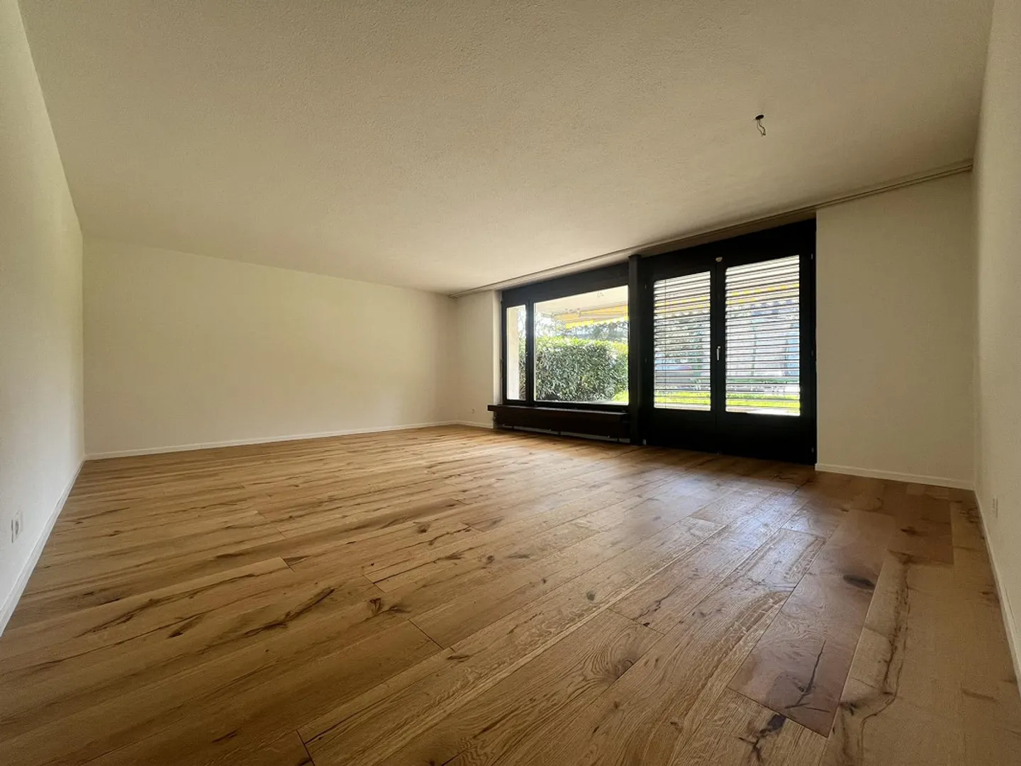 2 ATTRACTIVE MFH WITH 12 APARTMENTS - FIXED MORTGAGE 0.95% - Photo 5 of 26