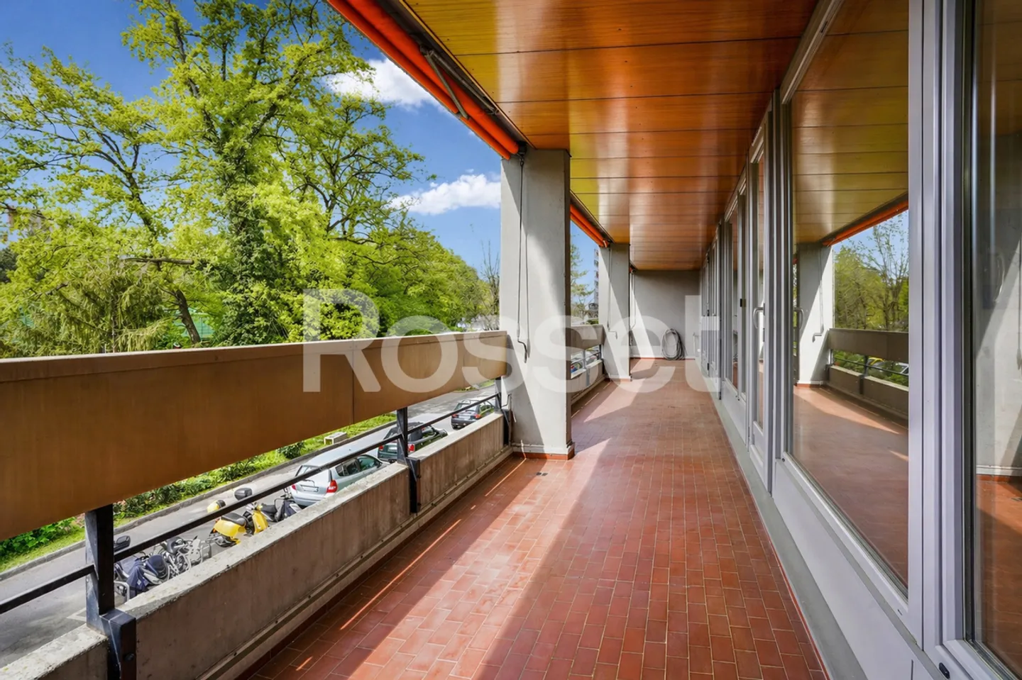 Bellissimo appartamento con ampia terrazza nel cuore dei Trois Chênes - Foto 5 di 6