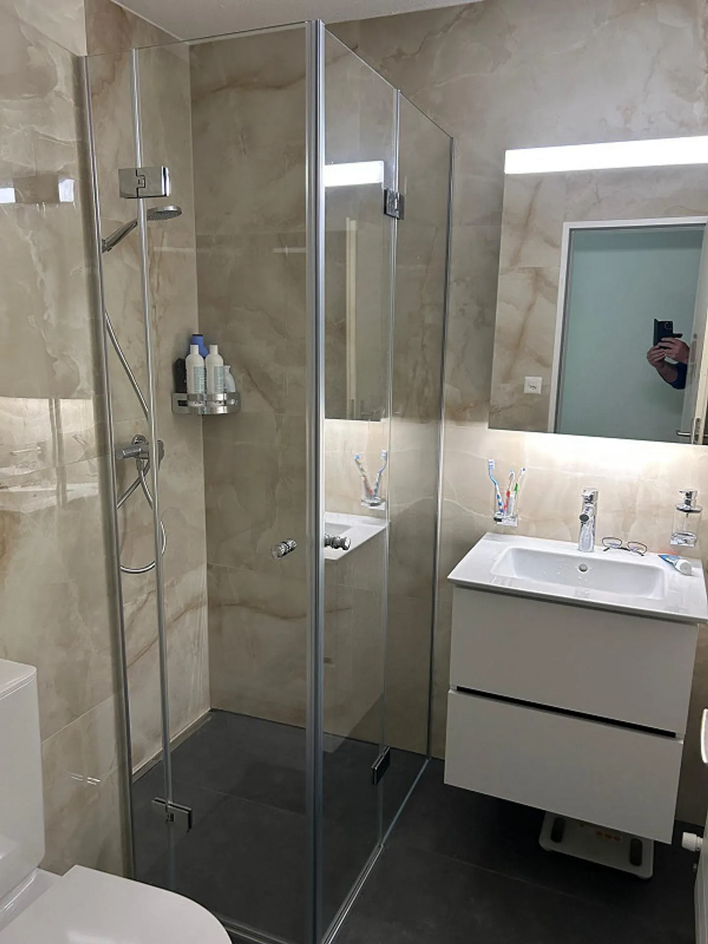 2 ATTRACTIVE MFH WITH 12 APARTMENTS - FIXED MORTGAGE 0.95% - Photo 12 of 26