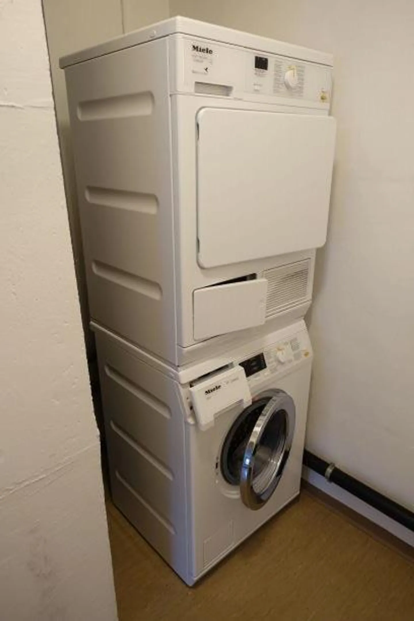 2 ATTRACTIVE MFH WITH 12 APARTMENTS - FIXED MORTGAGE 0.95% - Photo 19 of 26