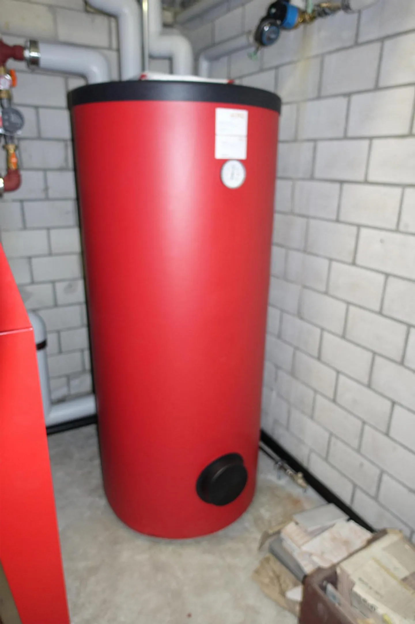 2 ATTRACTIVE MFH WITH 12 APARTMENTS - FIXED MORTGAGE 0.95% - Photo 21 of 26