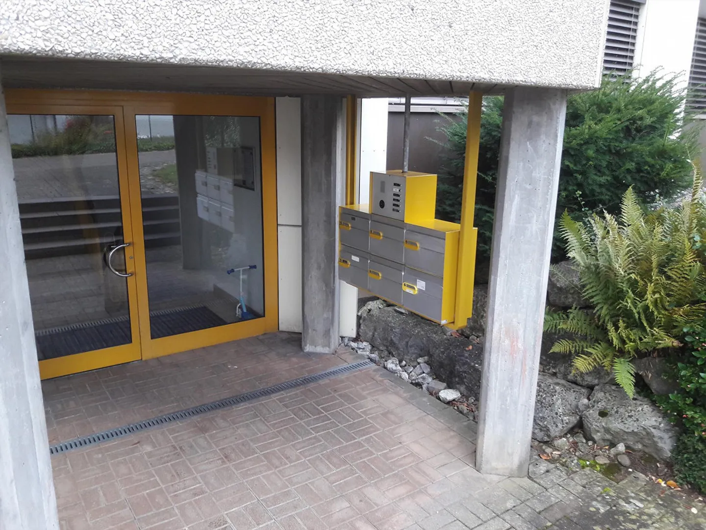 2 ATTRACTIVE MFH WITH 12 APARTMENTS - FIXED MORTGAGE 0.95% - Photo 23 of 26