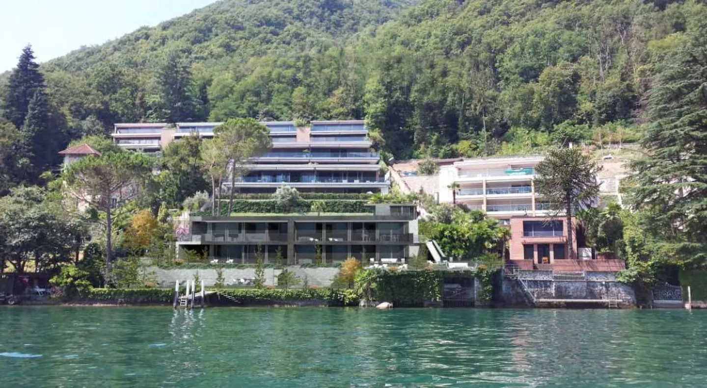 Villa moderna con vista lago - Foto 3 di 29