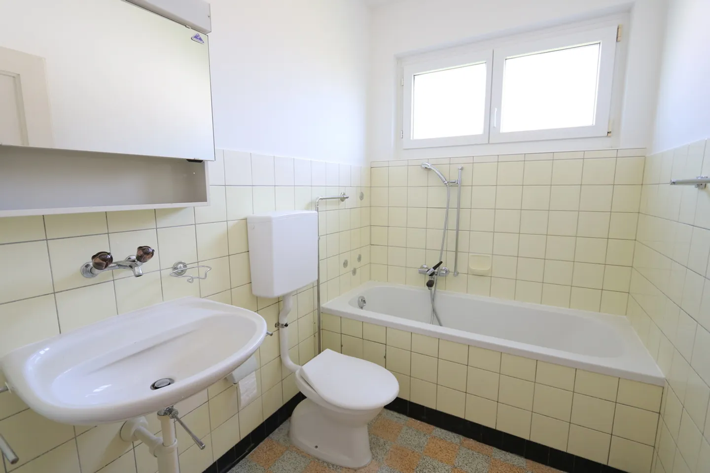 Appartement 3,5 pièces confortable - Photo 8 sur 8