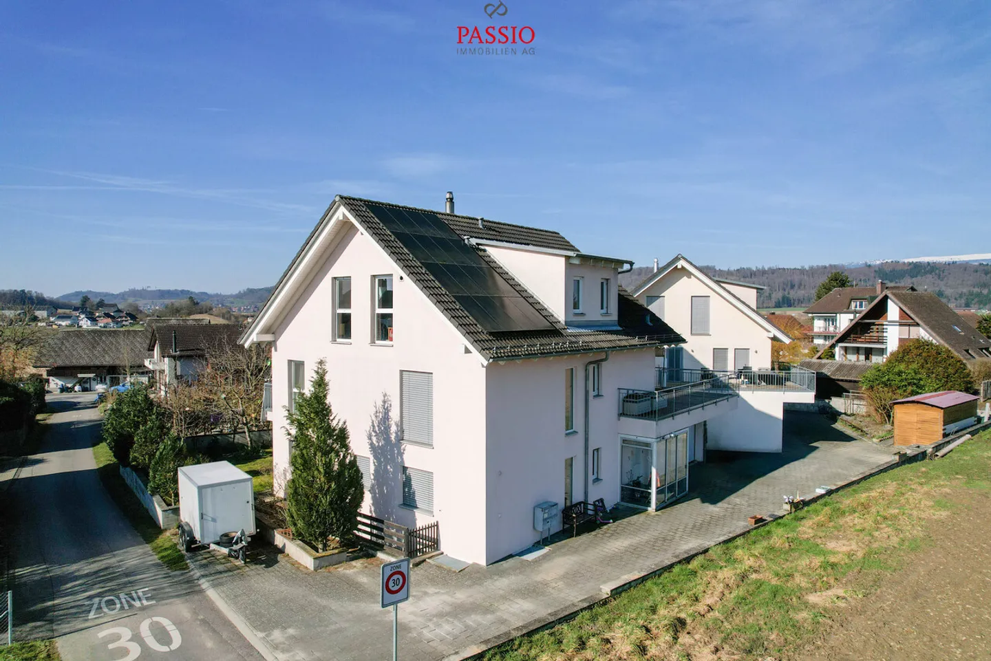 Spacious Family Home in Siselen - Photo 28 of 31