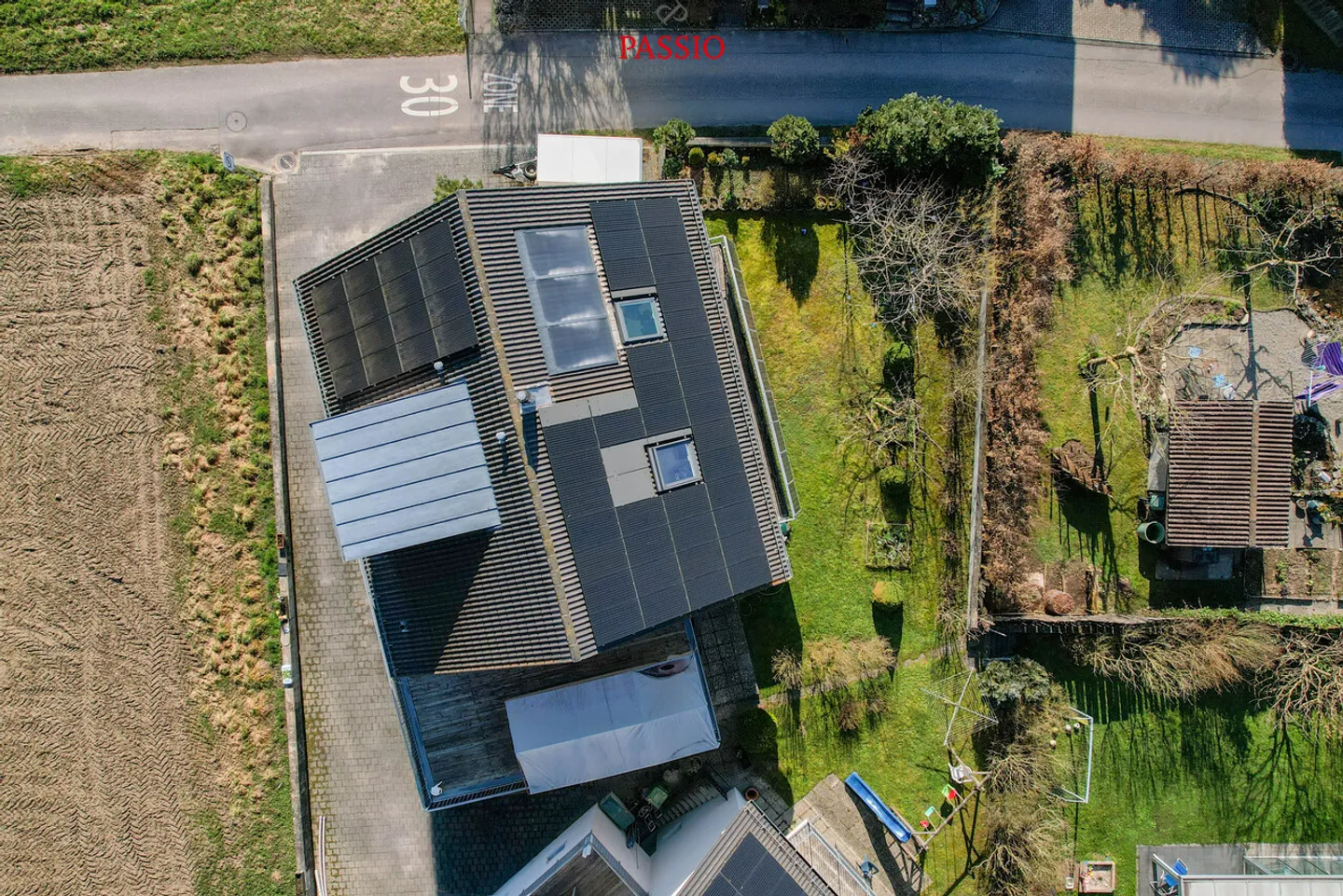 Spacious Family Home in Siselen - Photo 29 of 31