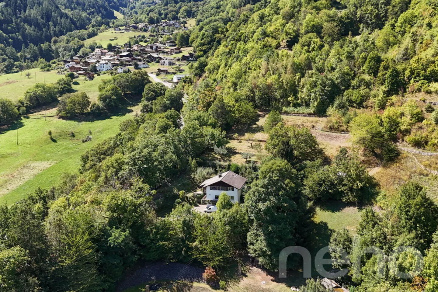 Family Villa 215 m² - Exceptional View - Land 4220 m² - Photo 2 of 12