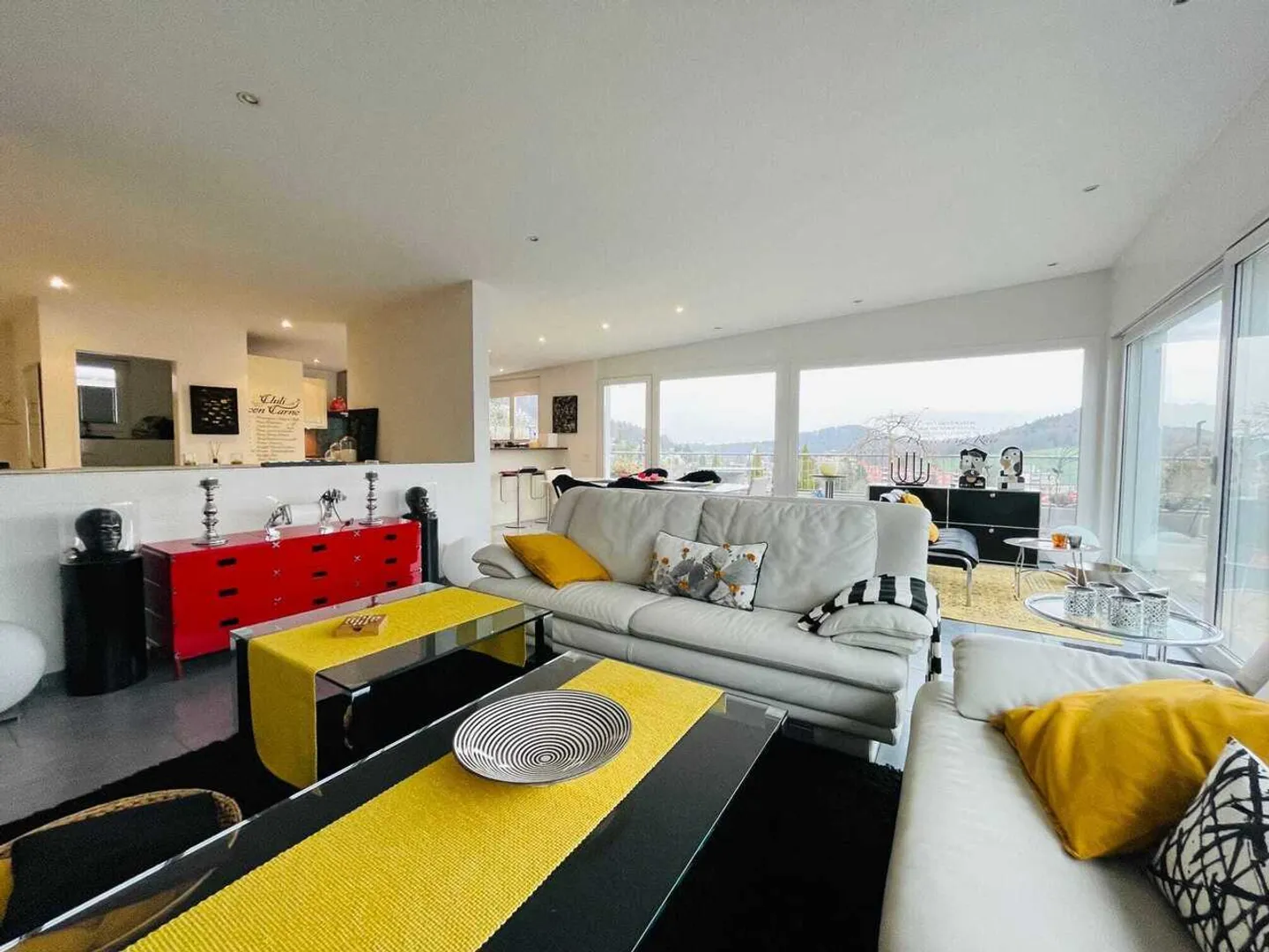 Geräumige Terrassenwohnung - Foto 1 von 13