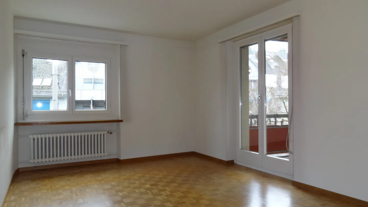 3 Room Apartment in a Quiet Location in Zurich Höngg - Photo 3 of 6