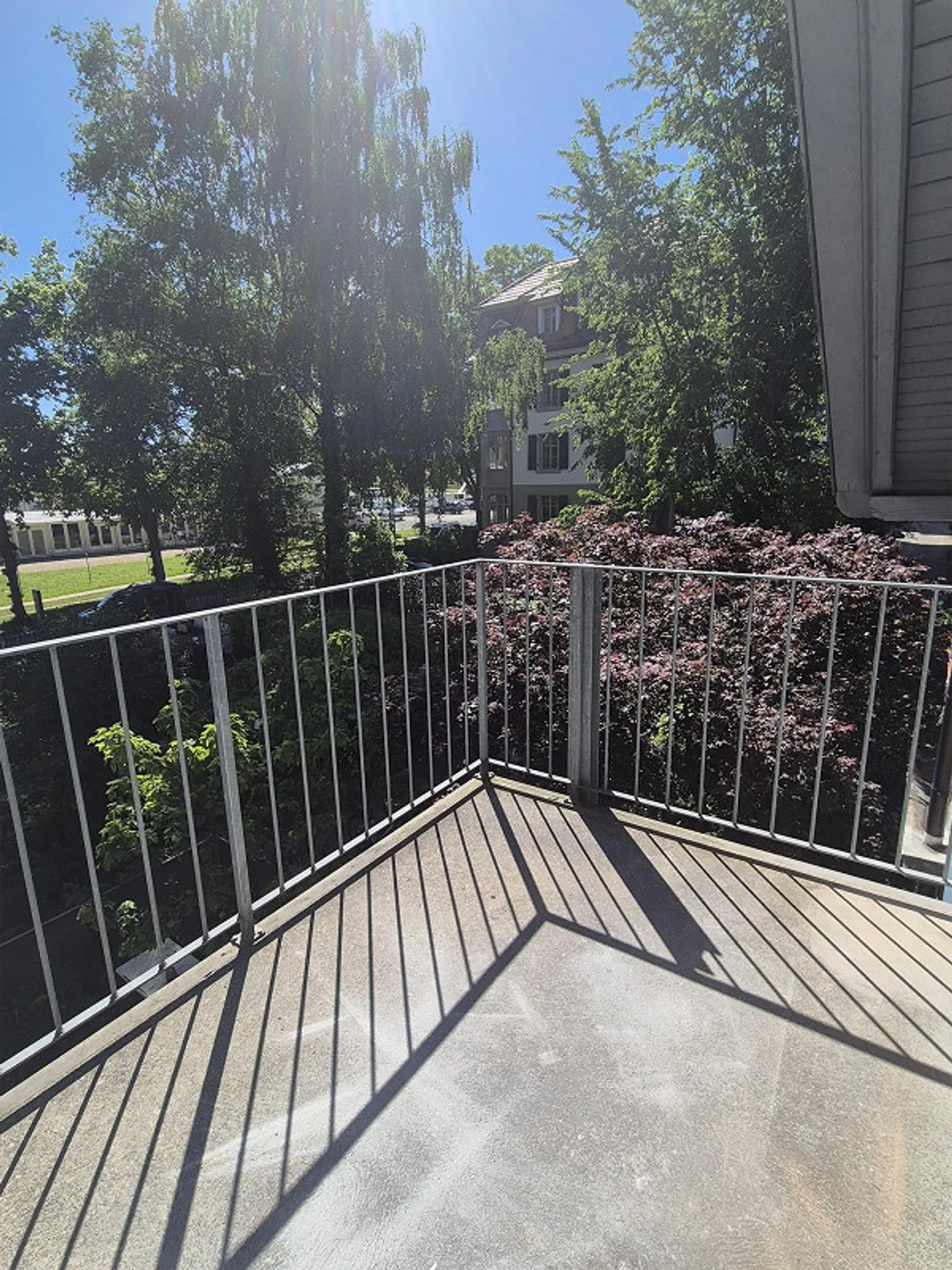 Newly renovated 2.5-room apartment with balcony - Photo 5 of 7