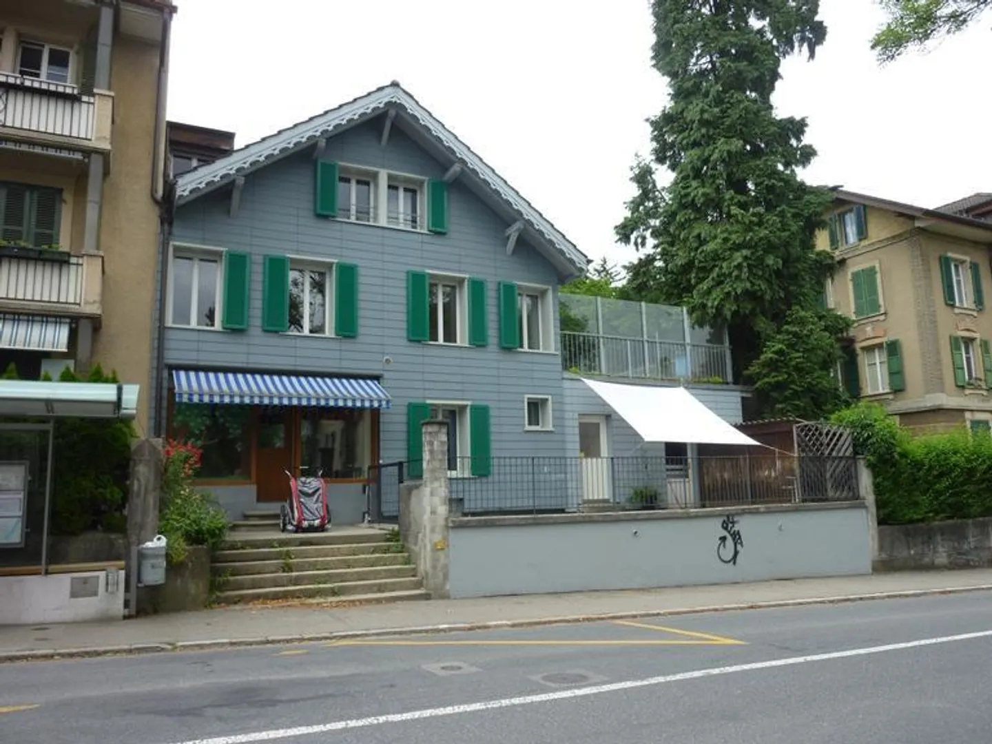 Newly renovated 2.5-room apartment with balcony - Photo 7 of 7
