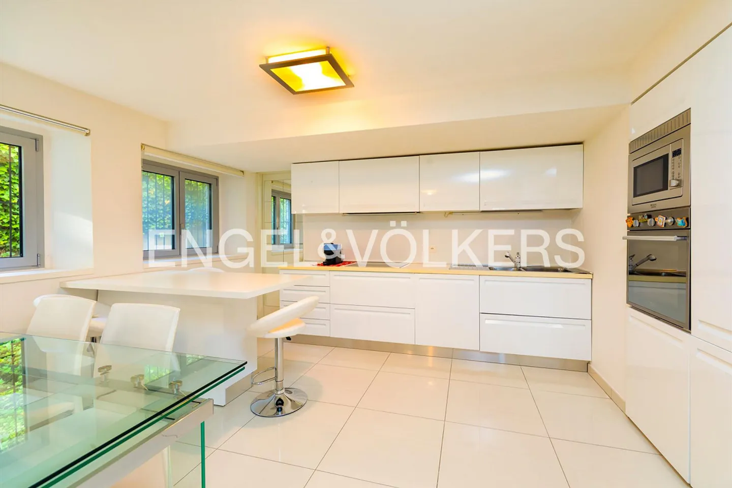 Welcome apartment, just two steps from the center of Lugano - Photo 7 of 14