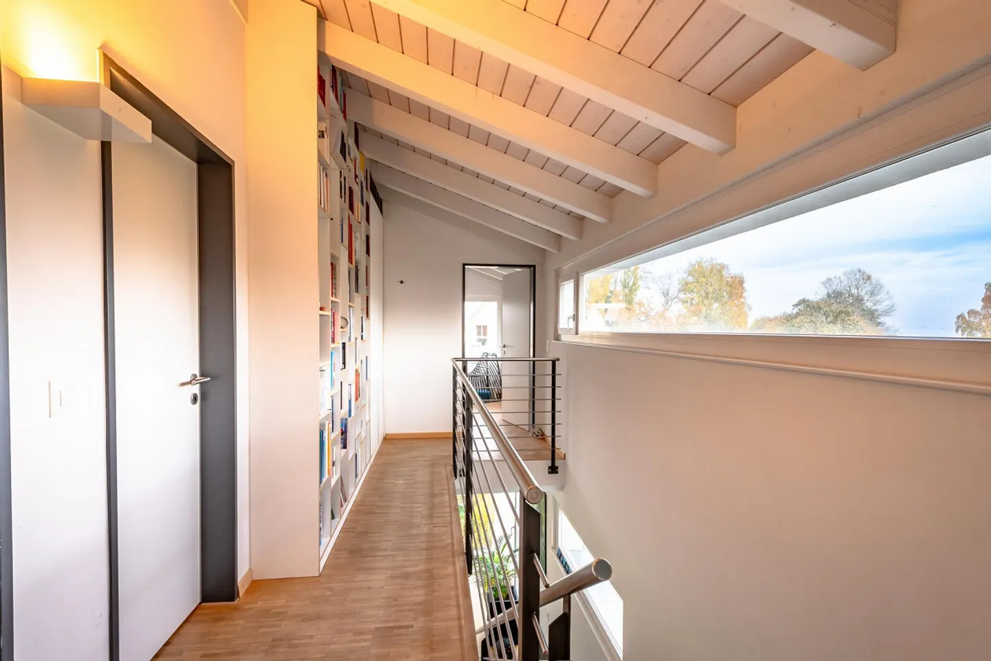 Attraktives Einfamilienhaus in unmittelbarer Seenähe - Foto 9 von 19