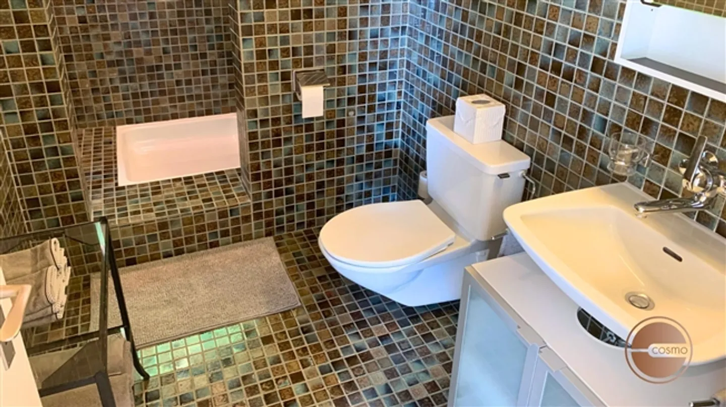 Appartement de service penthouse artistique de 3 chambres avec vue sur le lac - Photo 12 sur 17