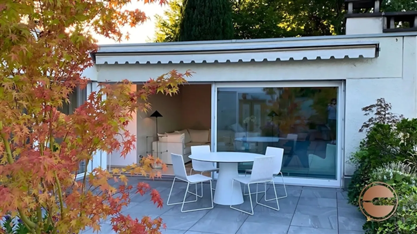 Appartement de service penthouse artistique de 3 chambres avec vue sur le lac - Photo 14 sur 17