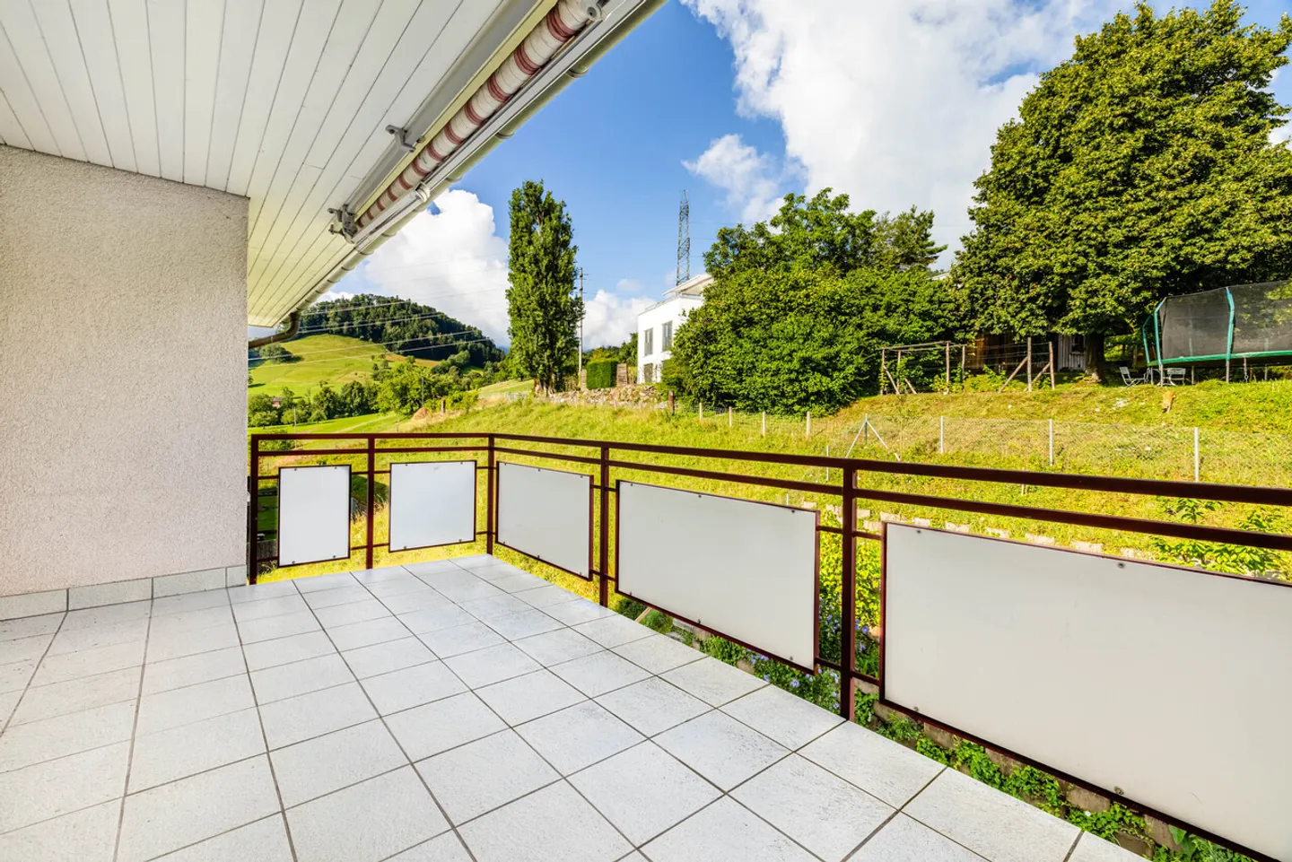 Aussicht, Komfort und zwei Balkone - Ihr neues Zuhause - Foto 7 von 8