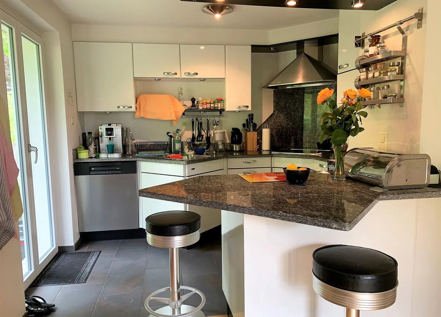 Duplex Charmant avec Jardin - Photo 2 sur 6