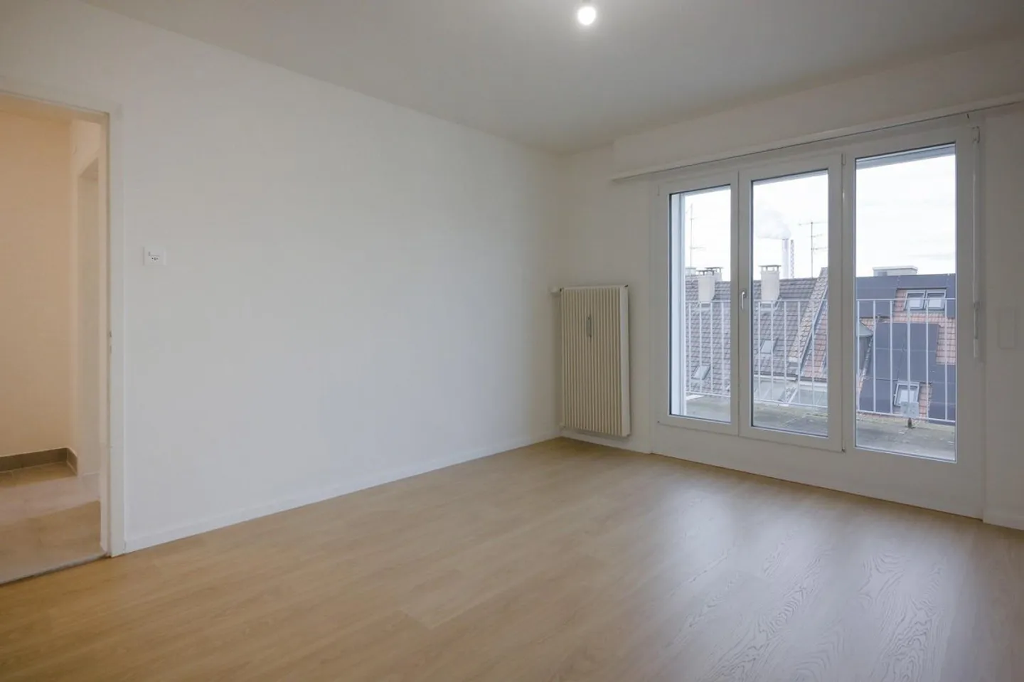 Living with charm - Photo 3 of 7