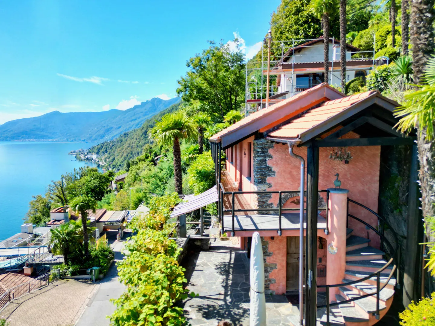 Rustico Incantevole con Vista Mozzafiato sul Lago Maggiore - Foto 4 di 16