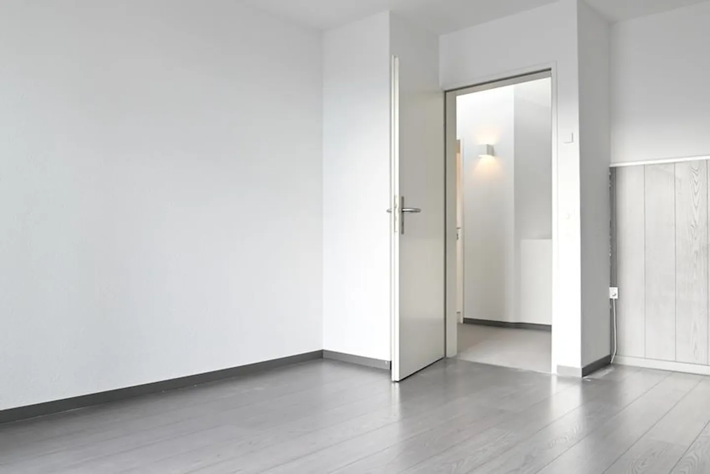 Ein helles, frisch renoviertes Doppeleinfamilienhaus - Foto 6 von 10