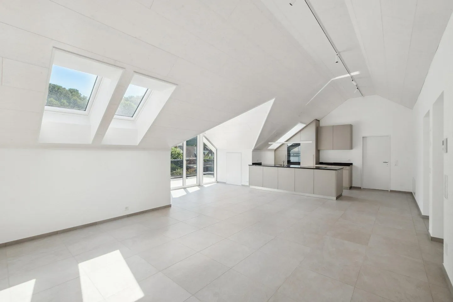 Exklusive Attikawohnung in Muttenz - Foto 3 von 11