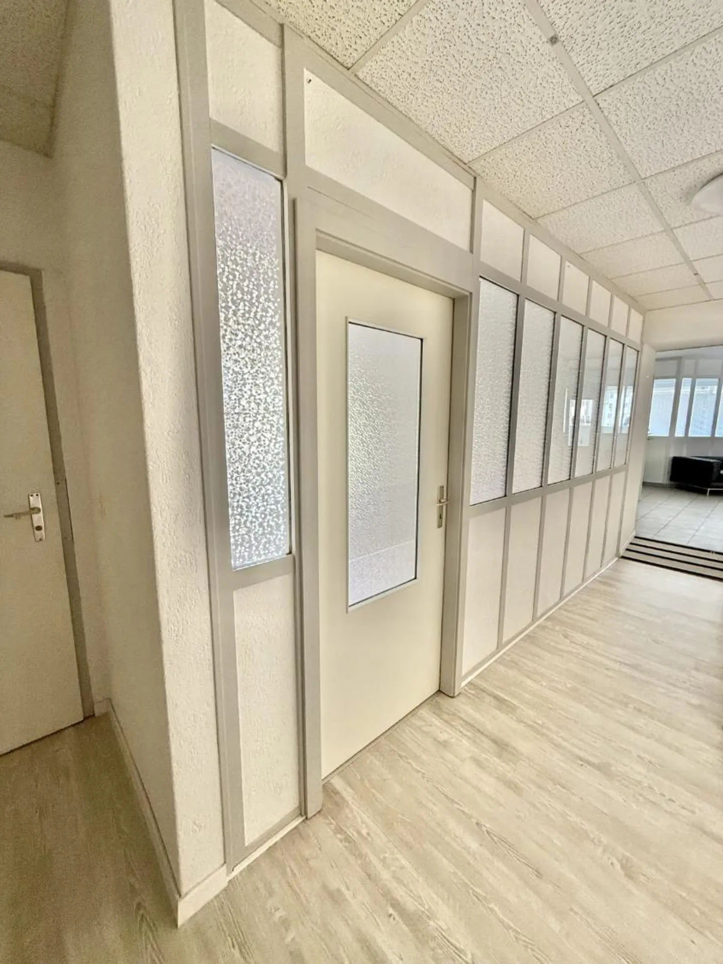 Büro 1 Zimmer - Foto 2 von 13