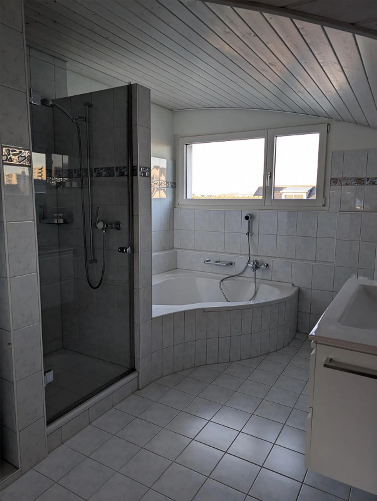 4.5 Maisonette Apartment - Photo 9 of 20