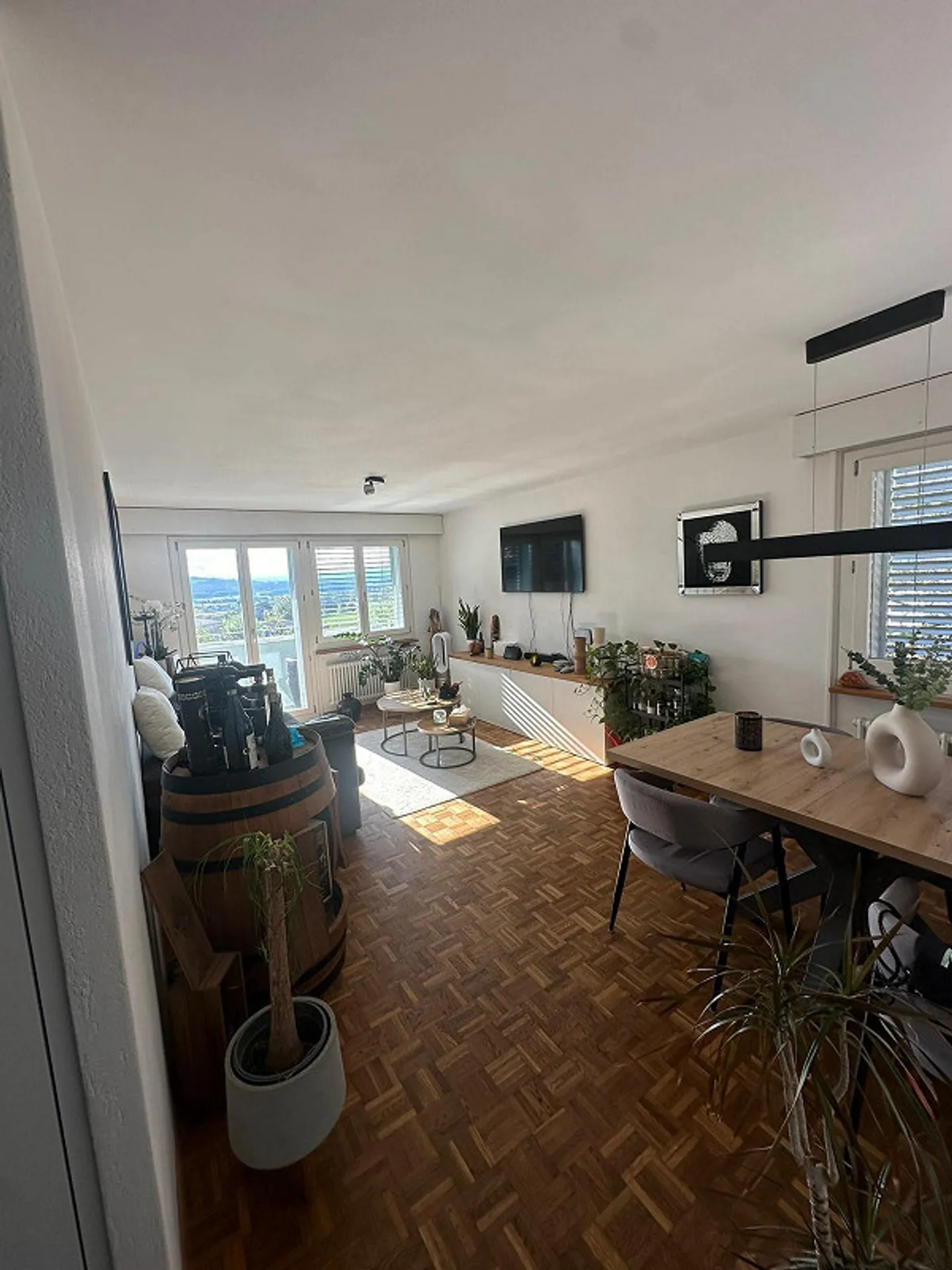 Accogliente appartamento di 3,5 stanze con balcone in posizione tranquilla - Foto 2 di 8