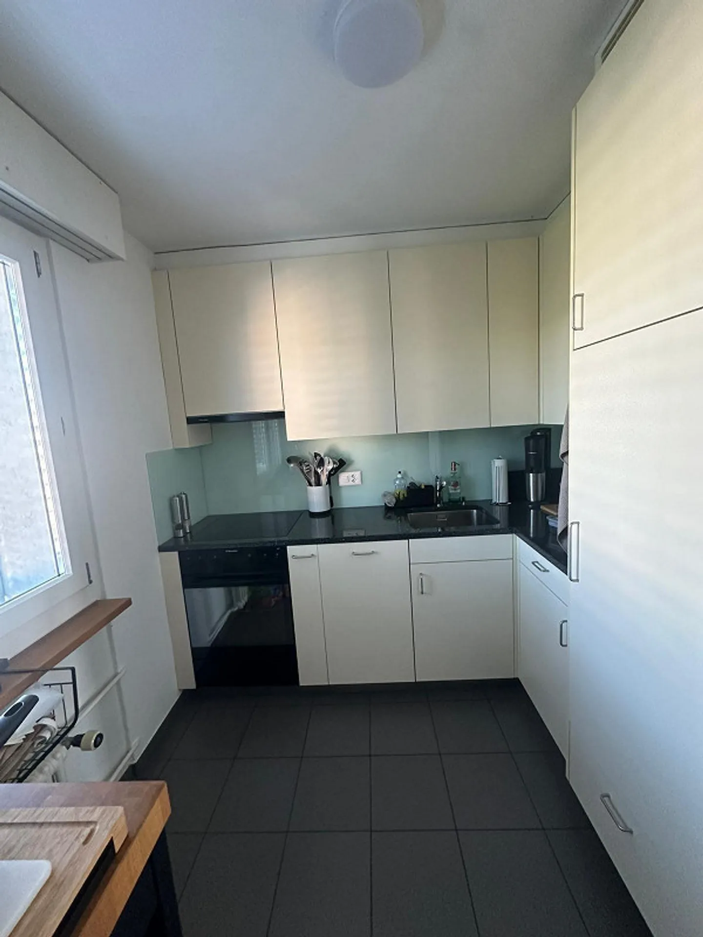 Accogliente appartamento di 3,5 stanze con balcone in posizione tranquilla - Foto 3 di 8