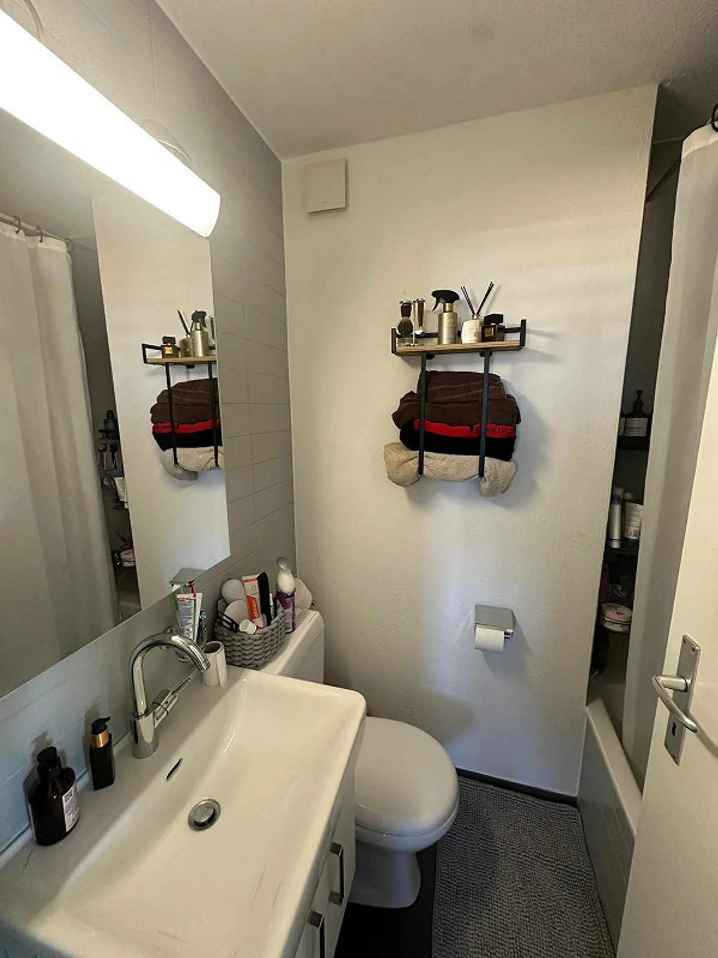 Accogliente appartamento di 3,5 stanze con balcone in posizione tranquilla - Foto 6 di 8