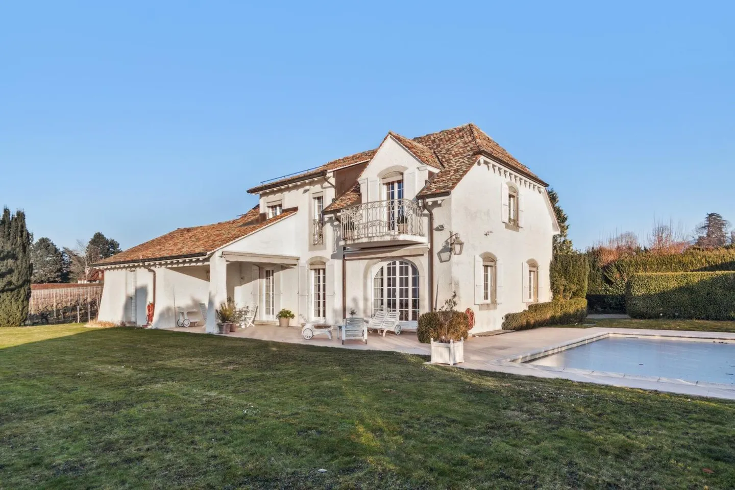 Villa au bord du lac à Corsier - Photo 1 sur 13