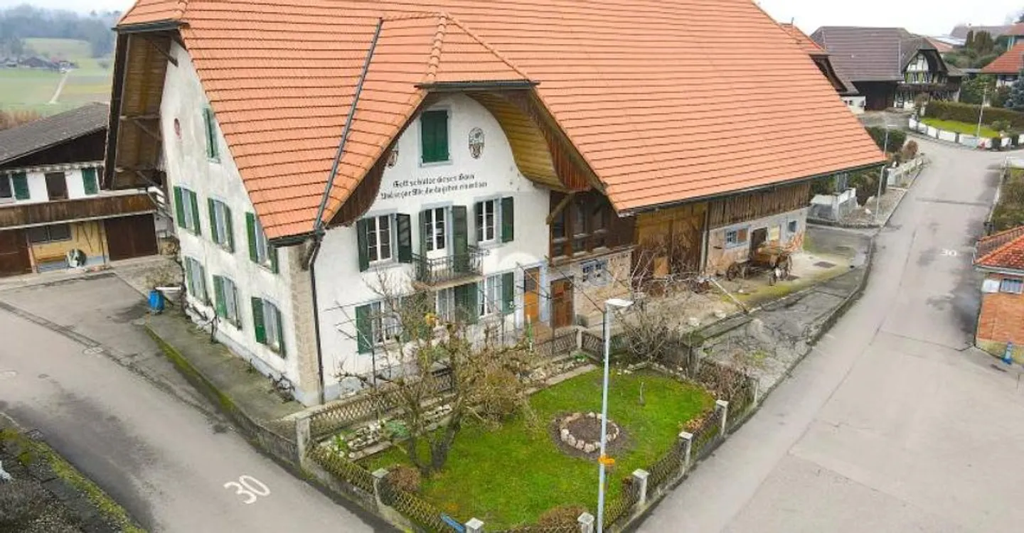 HISTORICAL JEWEL WITH CHARACTER AND POTENTIAL - Photo 1 of 6