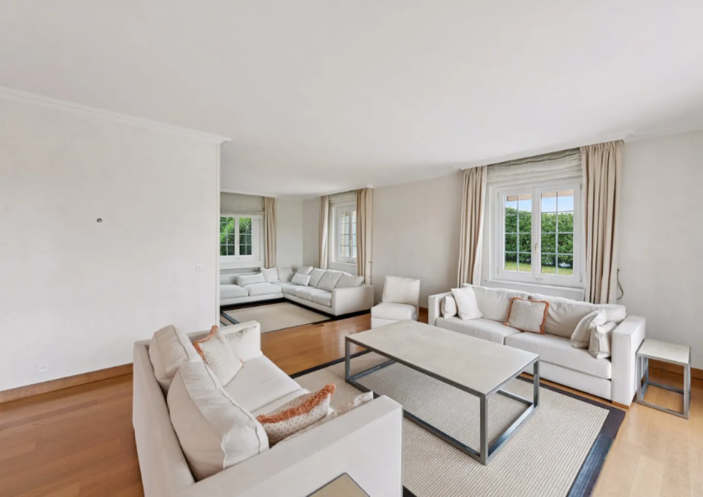 Villa au bord du lac à Corsier - Photo 7 sur 13